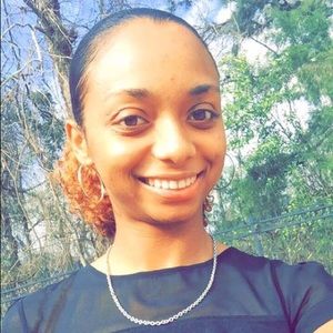 Meet your Posher, Latrice